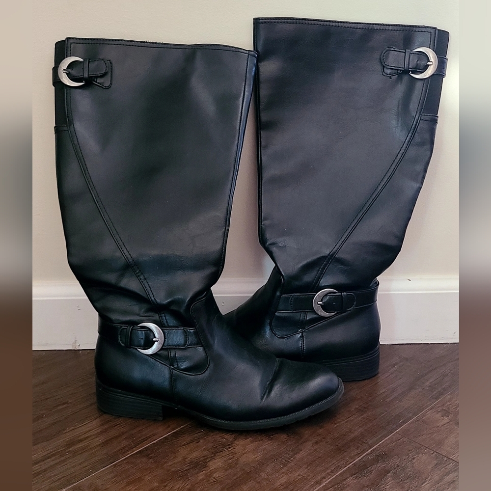 Life Stride Black Heeled Boots